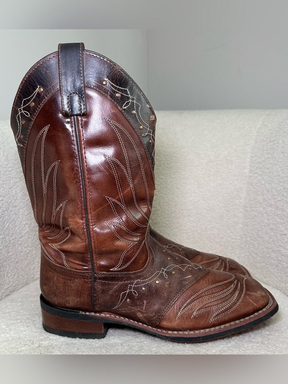Laredo Women’s Boots Brown Leather Square Toe Western Cowboy Cowgirl Boho Cute